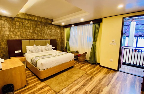 Darjeeling Hotel | Tripoo Potala Palce