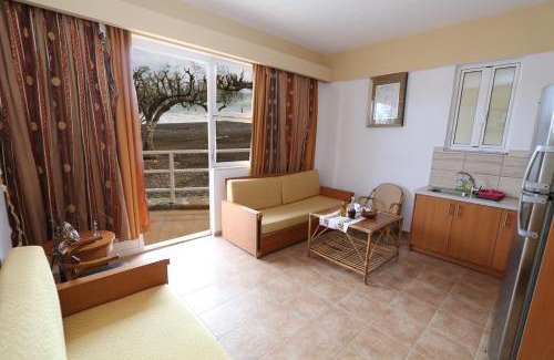 Archanes-Asterousia Apartment | Tris Ekklisies Beachfront Apartment - Ammos