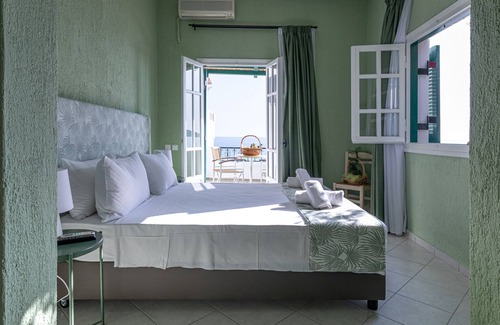 Tsoutsouros Hotel | Triton Authentic Cretan Hotel