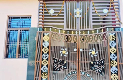 Naini House | Triveni Niwas Second Room