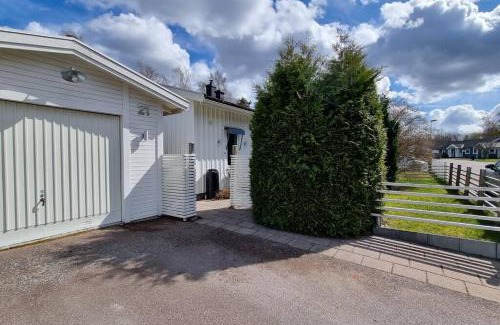 Tranas Villa | Trivsamt parhus i lugnt område inne i Tranås!