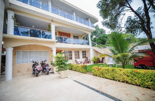 El Batey Apartment | Tropical Bargain: Walk to Sosua Beaches, Restaurants, Fully Equipped!