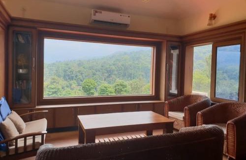 Kaimane House | Tropical Blooms by StayApart