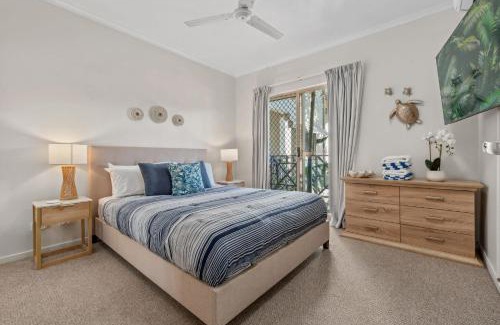 Westcourt Apartment | Tropical Gardens - Resort 9 Pools free parking