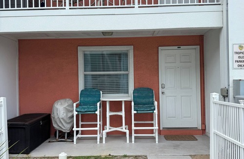 Fort Walton Beach Condo | Tropical Isle #111 - Issy Bleu…Where blue skies meet the Emerald Coast.