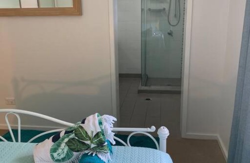 Freshwater House | Tropical Oasis