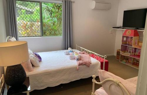 Freshwater House | Tropical Oasis