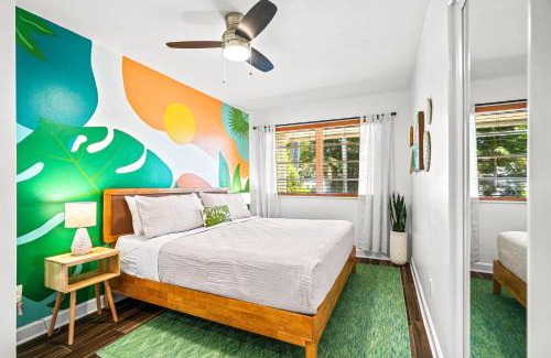 Hollywood Lakes House | Tropical Paradise! Ξ Heated Pool! Ξ Pet Friendly!
