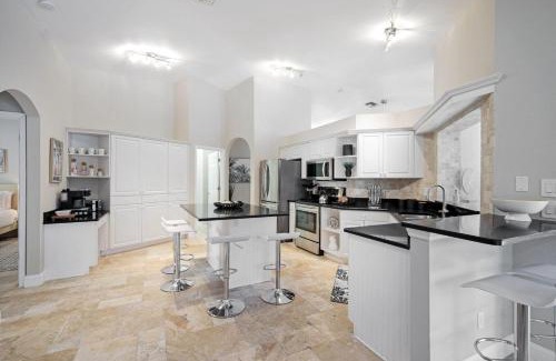 Central Naples House | Tropical Paradise by the Sea - Pool & Game Room