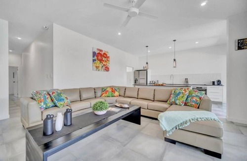 Port Douglas House | Tropical Private Oasis with heated pool just a short walk away from 4 mile beach
