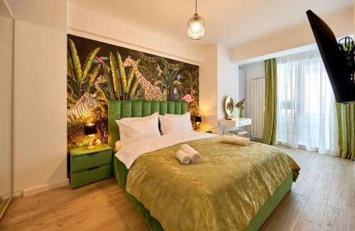 Mamaia-Sat Apartment | Tropicana - Infinity Pool & Spa Resort