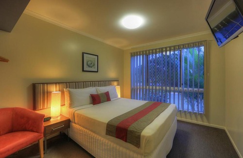 Ingham Hotel | Tropixx Motel