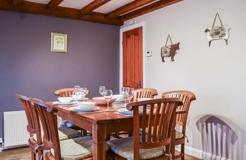 Holmfirth House | Trough Cottage - Uk48424