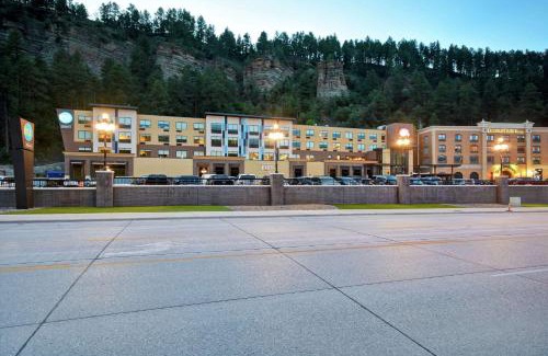 Deadwood Hotel | Tru By Hilton Deadwood