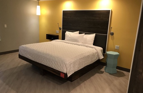 Farmville Hotel | Tru by Hilton Farmville