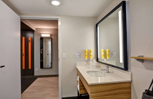 Galeville Hotel | Tru By Hilton Syracuse North Airport Area