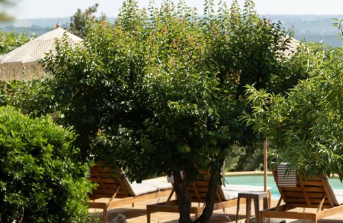 L'Assunta House | Trullo Nascosto, The perfect Romantic Hideaway, with jacuzzi and private pool