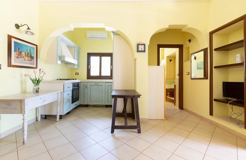 Ceglie Messapica House | Trullo Nonna Pina by BarbarHouse