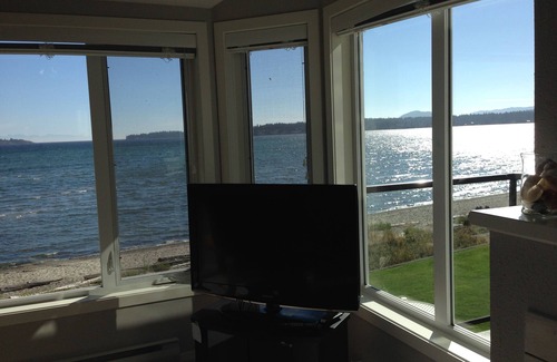 Regional District of Nanaimo Condo | TRULY BEACHFRONT - 180 Degree Panoramic View of the Beach