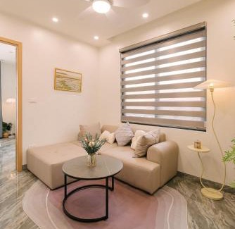 Lang Ha Apartment | Trung Glass Apartment With Projector