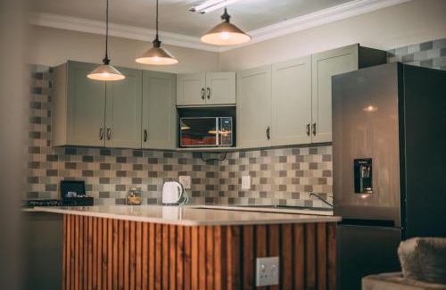 Hammanskraal Ski Chalet | Tshikwalo Game Lodge