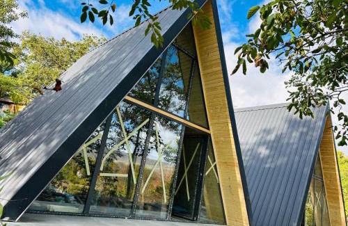 T'ba Ski Chalet | Tsotne's kingdom Cottages