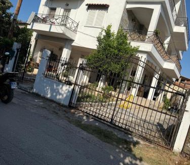 Rovies Apartment | Tsoumaris House