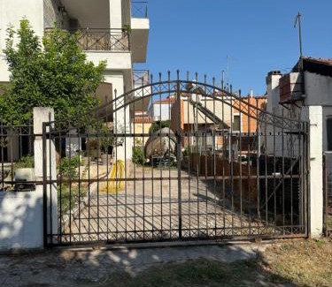 Rovies Apartment | Tsoumaris House