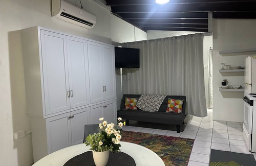 Maraval Apartment | Charming studio with WiFi and AC in amazing Maraval
