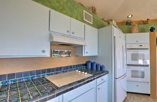 Tucson House | Tucson Retreat with Superb Mountain Views and Pool!