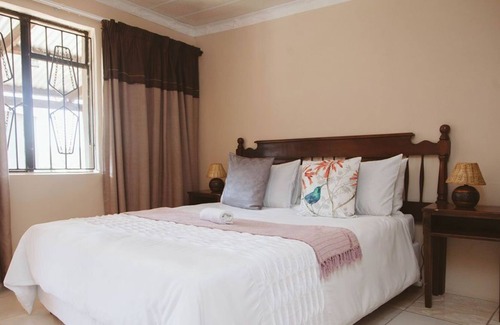 Bonjaneni House | Tugela Falls Bed and Breakfast