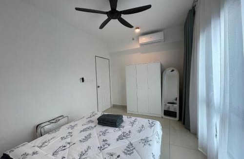 Shah Alam Apartment | Tulip Residence Modern Stay