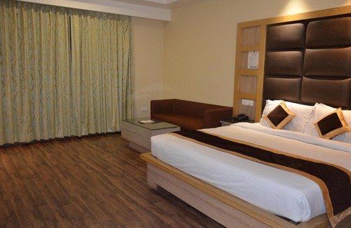 Katra Hotel | Tulip Tree Hotel