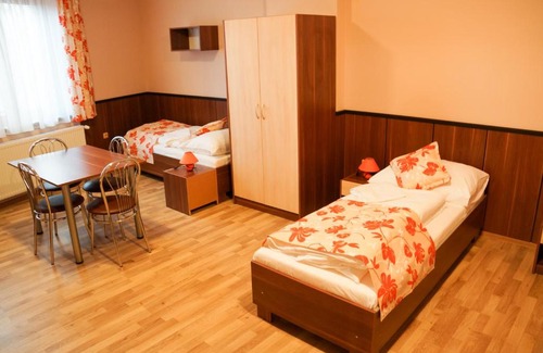 Tornala House | Turistická ubytovňa BUCK*