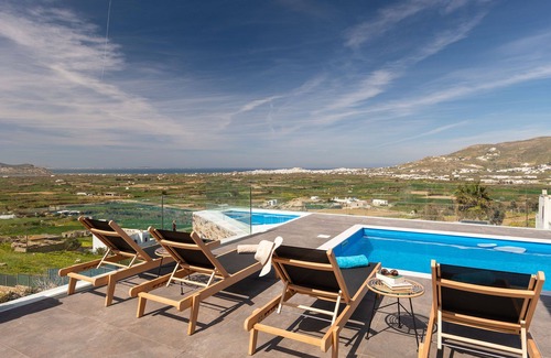 Glinado Villa | Turquoise Villa - Naxian Sunset Villas complex - Private Pool