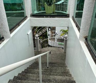 Manoc-Manoc Resort | Turtle Inn Resort