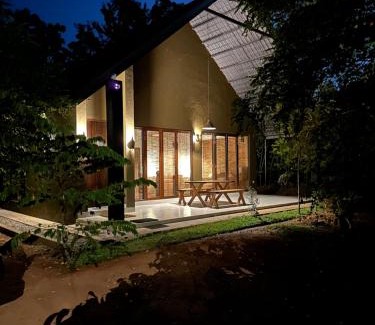 Nochchiyagama Resort | Turtle Pond Wilpattu