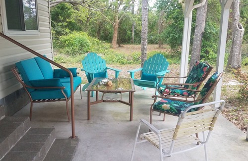 Supply House | Turtle Time - 4 Bd House Near Holden Beach - escape the crowds!