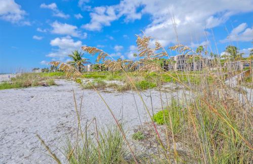 Sanibel House | Turtle Tracks East