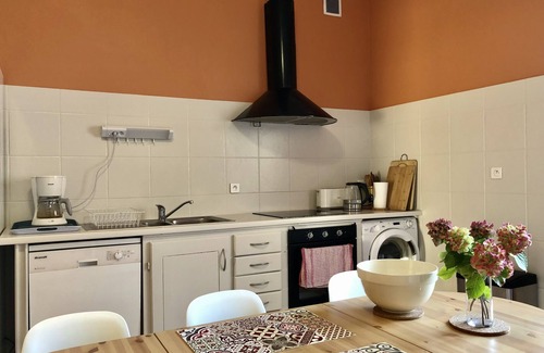 Meyrannes Villa | Tuscan-inspired villa in the Cévennes with terraces, pool garden and gîte