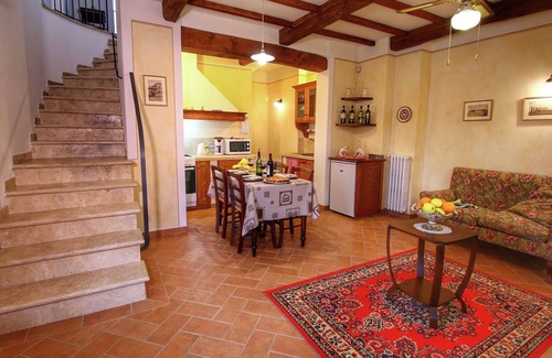 Santa Maria Cottage | Tuscan Retreat with Pool