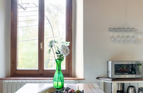 Simignano House | Tuscan Villa: Pool, Hot Tub, A/C, Wi-Fi, Siena