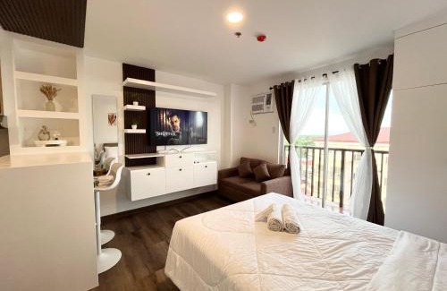 Kauswagan Apartment | Tuscania Sky View Terrace