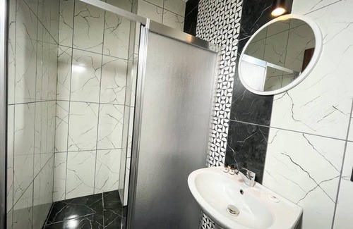 Sekerpinar Hotel | Tuzla Grand