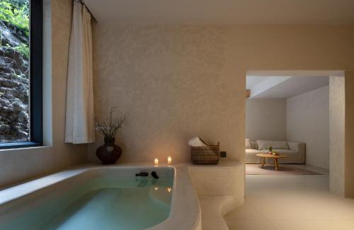 Yucheng District Hotel | Twilight Cloud Spring Tree Private Hot Spring Homestay Bifengxia Panda Base Store