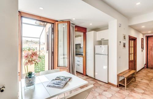 Rione IV Campo Marzio Apartment | Twilight Terrace - Piazza di Spagna