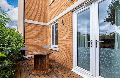 Fenny Stratford Apartment | Twin/Super King apartment in Fenny Stratford