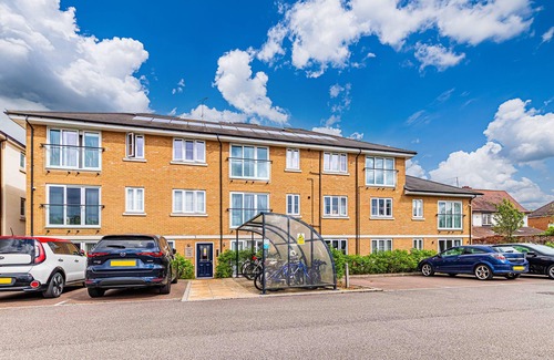 Fenny Stratford Apartment | Twin/Super King apartment in Fenny Stratford
