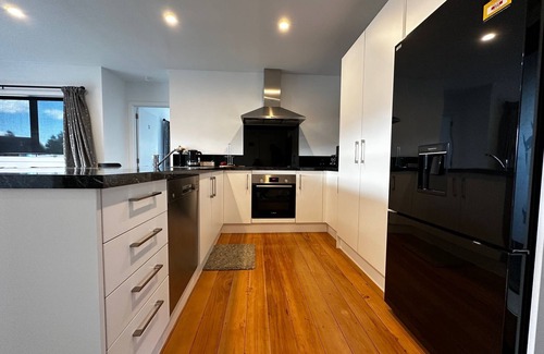 Twizel House | Twizel retreats - LH Fountain Retreat