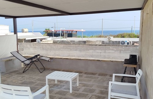 Specchiarica House | Two bedroom house 100m beach Specchiarica Salento Puglia Italy Air Conditioning
